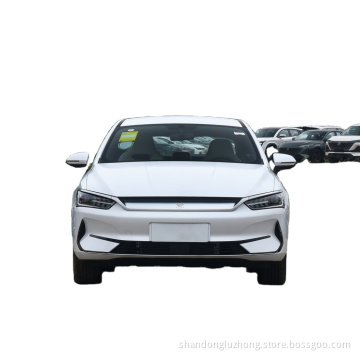 BYD QIN EV NIEUWE ENERGIE AUTO LINKSHANDSTRICHT FWD 450 km lang uithoudingsvermogen Hoge snelheid 130 km/u gemaakt in China EV 100KW Motor Power